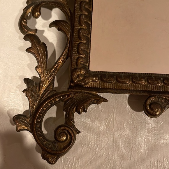 Antiquarian Ornate Gilt Metal Picture, Photo Portrait Frame & Easel Stand - Picture 3 of 16